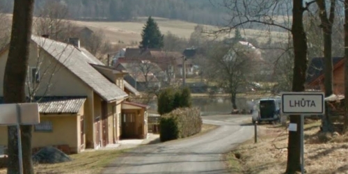 LHŮTA-MOCHTÍN