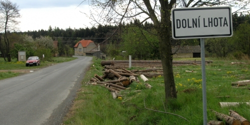 DOLNÍ LHOTA (NAČERADEC)