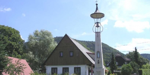 MACHOVSKÁ LHOTA